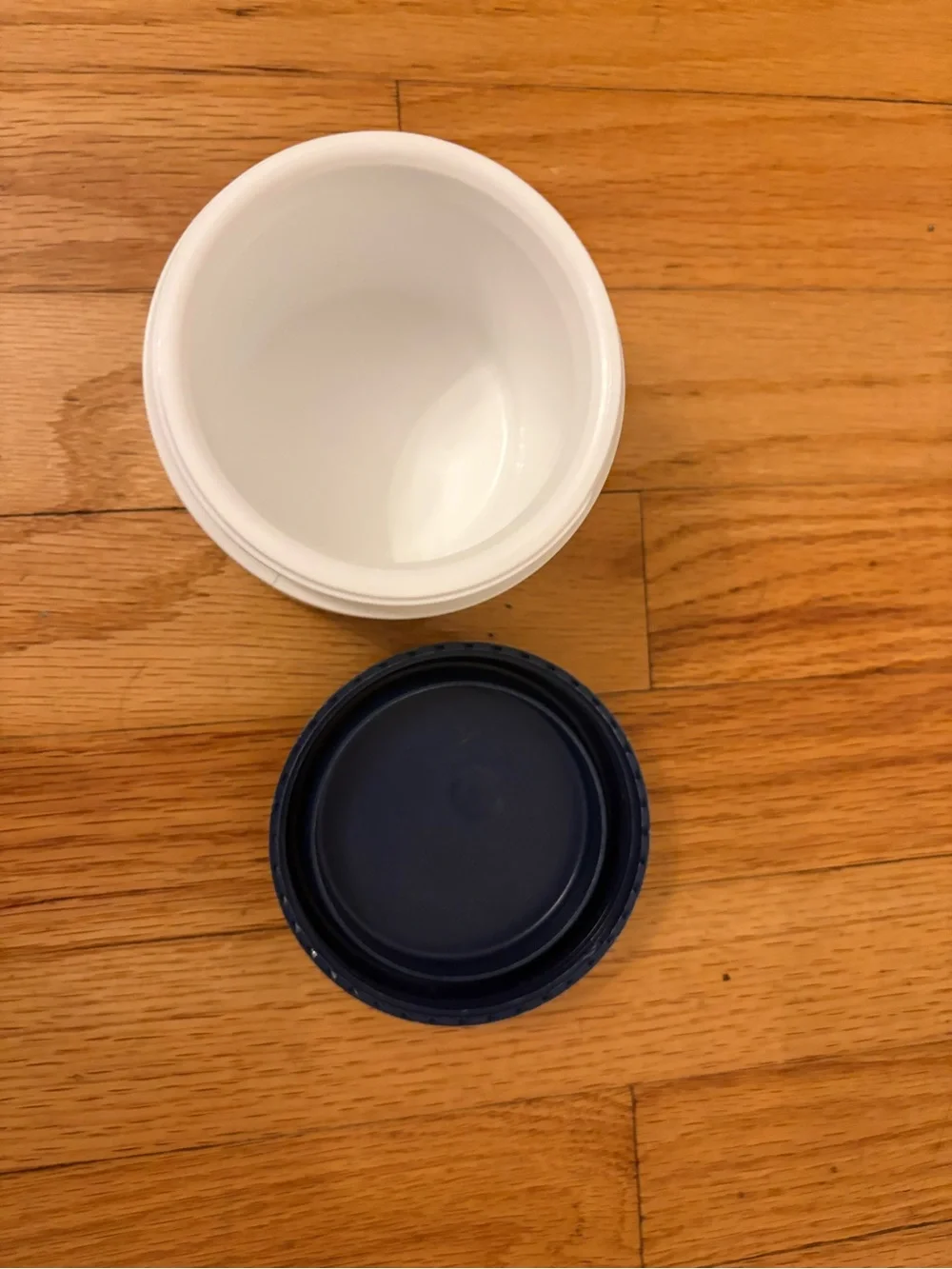 VTG THERMOS 6 ounce soup travel container blue, white & gray OS